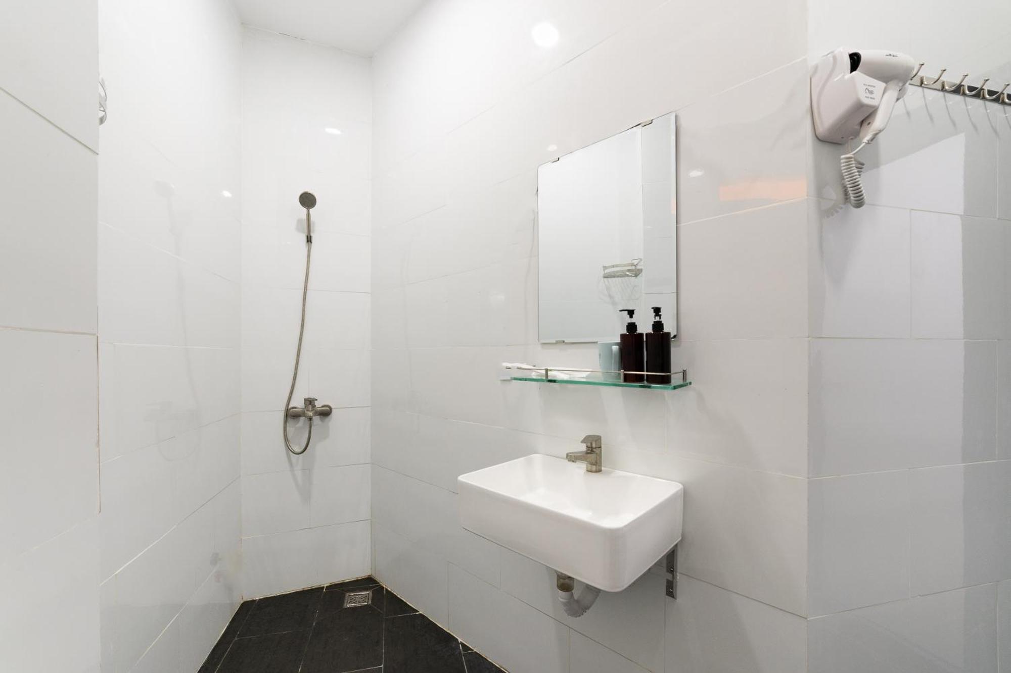 Thien Quoc Hotel Ho Chi Minh-stad Buitenkant foto